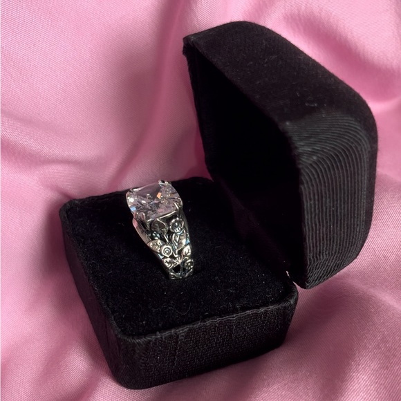 Sterling Silver CZ Statement Ring with Floral Filigree Design, New!  Size 7 - Picture 4 of 5